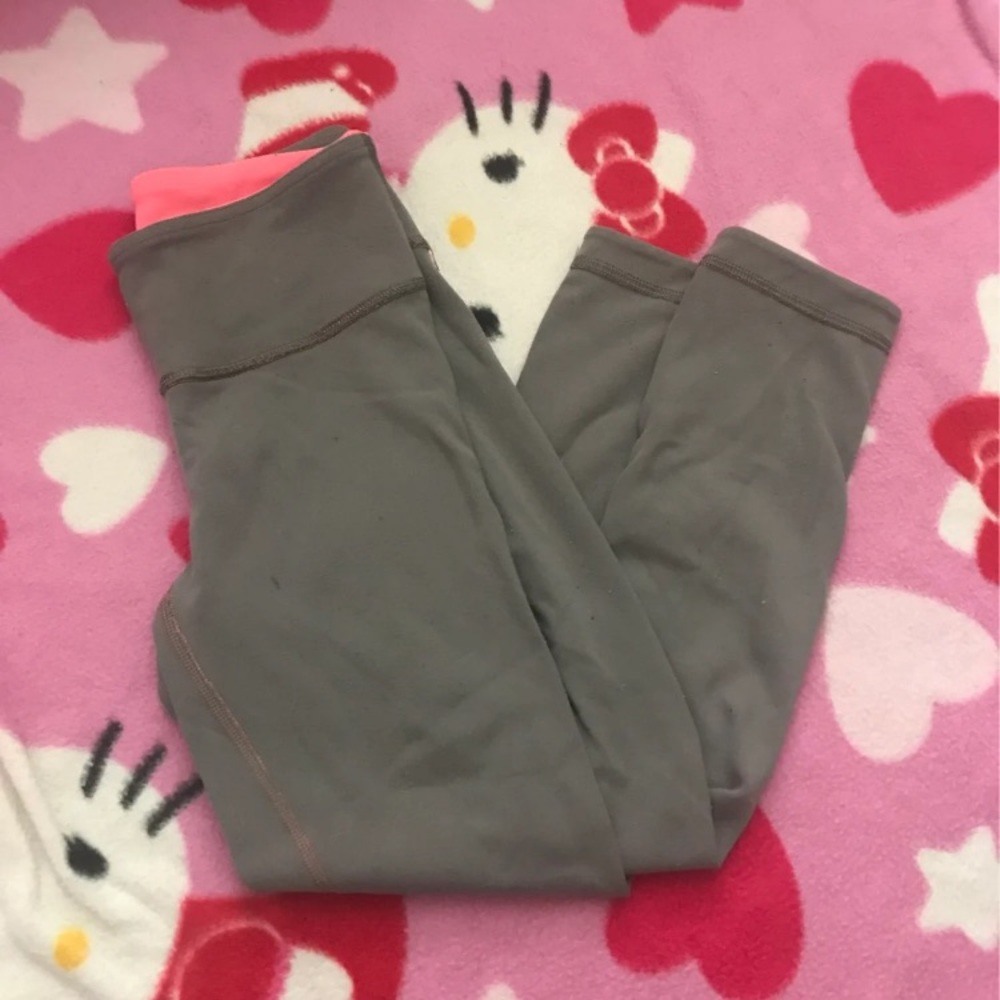lululemon reversible cropped leggings